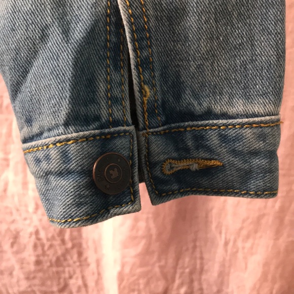 Jean jacket - Picture 6 of 8